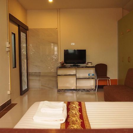 Wiang Kum Kam Resort Chiang Mai Bagian luar foto