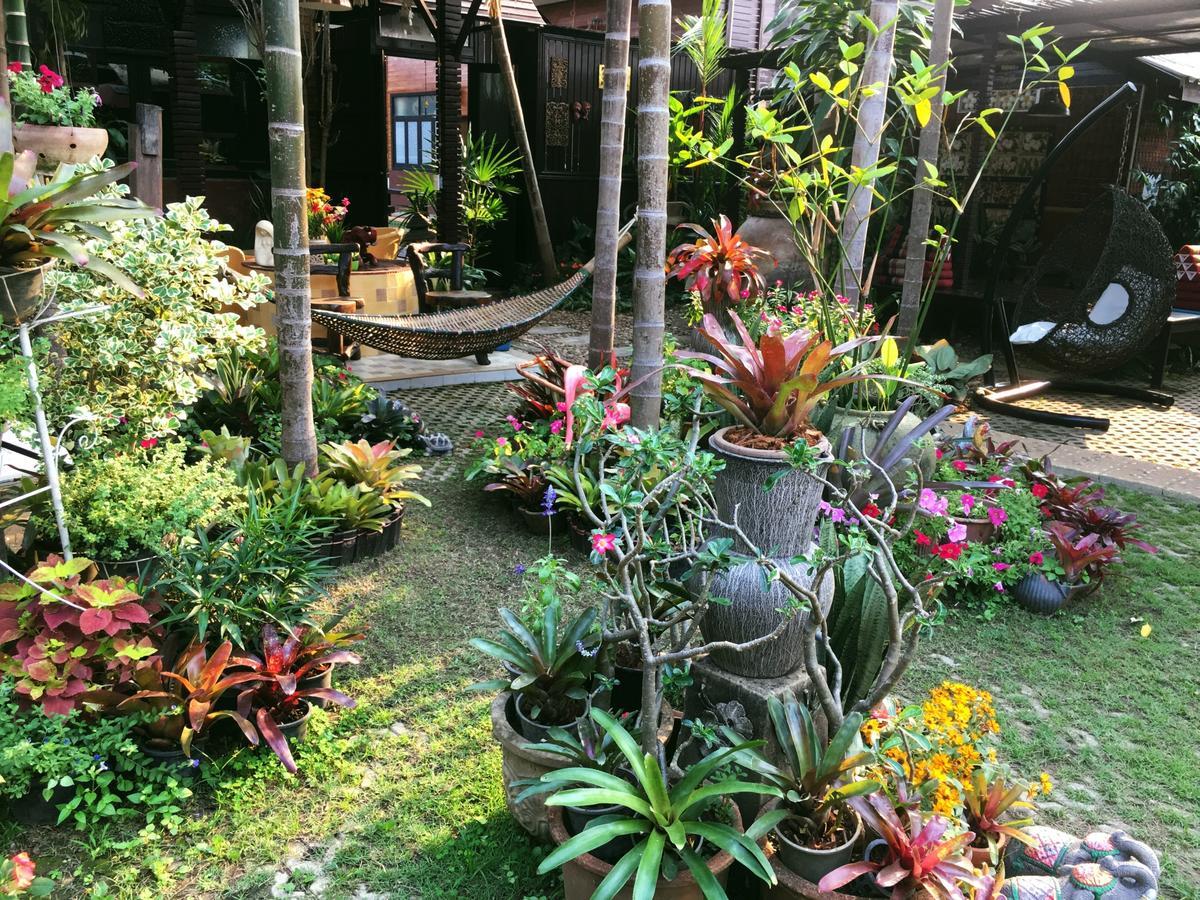 Wiang Kum Kam Resort Chiang Mai Bagian luar foto