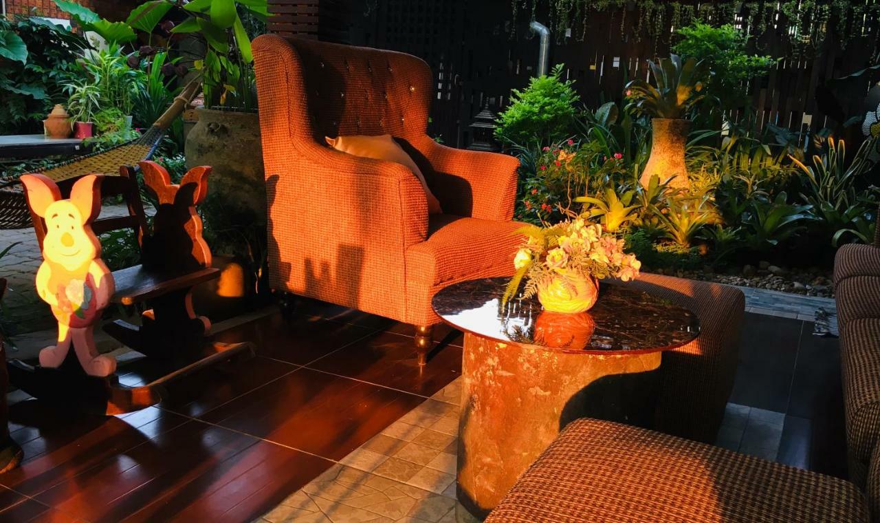 Wiang Kum Kam Resort Chiang Mai Bagian luar foto